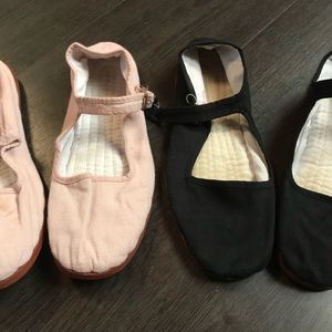 🚫SOLD🚫 Urban Outfitters Mary Jane Flats